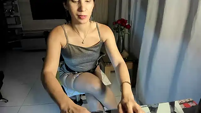 Snapshot of dalilaoficials1 chatting on March 21, 2026, 11:03 am dalilaoficials1 online show from March 21, 2026, 11:03 am