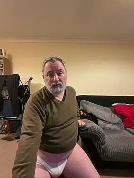 Snapshot of LondonTeffy chatting on February 25, 2025, 12:05 pm LondonTeffy online show from February 25, 2025, 12:05 pm