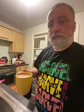 Snapshot of LondonTeffy chatting on January 7, 2025, 10:41 pm LondonTeffy online show from January 7, 2025, 10:41 pm