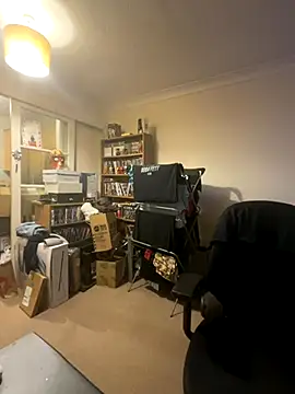 Snapshot of LondonTeffy chatting on September 10, 2025, 9:14 pm LondonTeffy online show from September 10, 2025, 9:14 pm