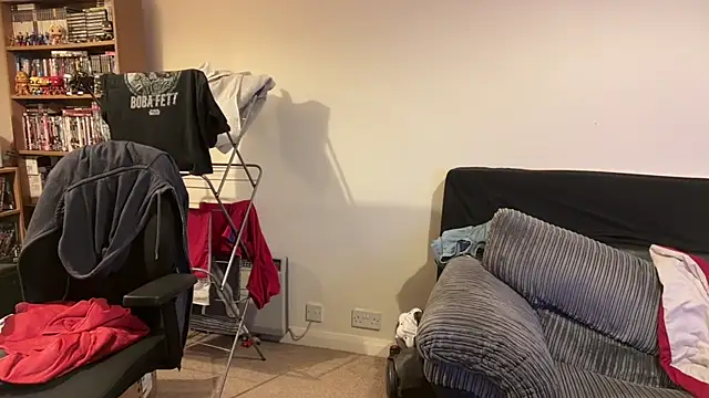 Snapshot of LondonTeffy chatting on March 10, 2025, 10:13 pm LondonTeffy online show from March 10, 2025, 10:13 pm