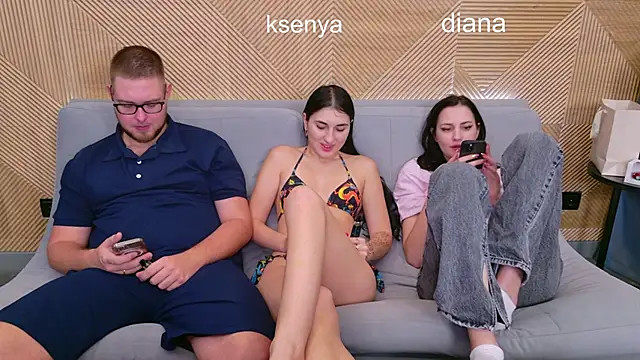 Ksenny online show from November 24, 2025, 11:16 pm