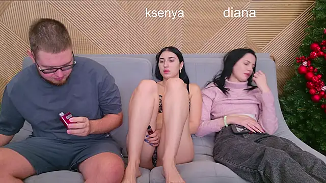 Ksenny online show from December 5, 2025, 4:22 am