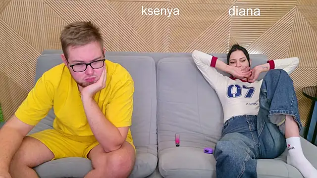 Ksenny online show from October 3, 2025, 11:12 am