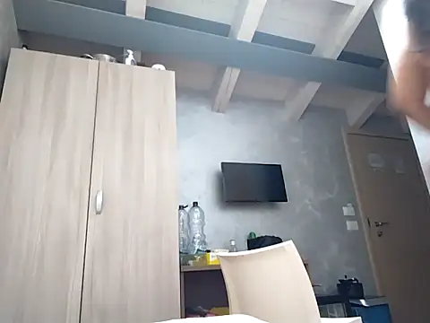 kamillytransex online show from April 28, 2026, 4:11 pm