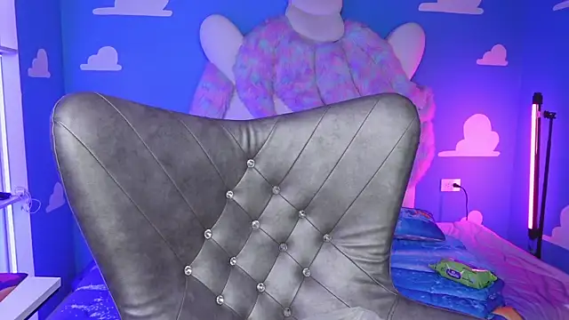 miss keisi online show from February 6, 2026, 6:04 pm