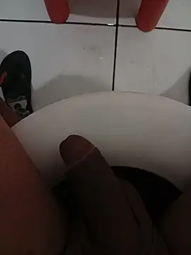 Snapshot of Herbert_motaZ chatting on February 20, 2026, 2:19 am Herbert motaZ online show from February 20, 2026, 2:19 am