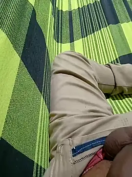 Snapshot of Herbert_motaZ chatting on December 19, 2025, 2:26 am Herbert motaZ online show from December 19, 2025, 2:26 am