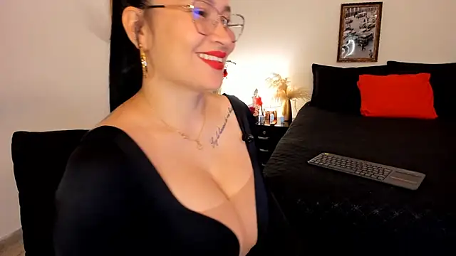 leslie k online show from March 15, 2025, 11:28 pm