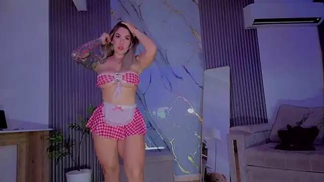 HannaByron online show from October 28, 2025, 2:45 am