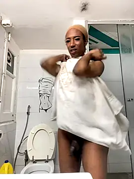 tamarabigass1 online show from October 13, 2025, 3:57 pm