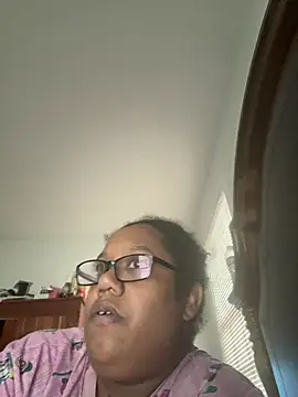 ebonyred online show from July 2, 2026, 12:00 pm