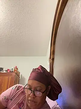 ebonyred online show from June 30, 2026, 2:22 am