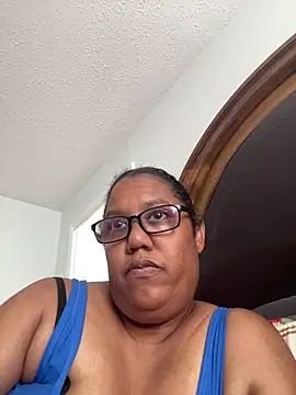 ebonyred online show from June 11, 2026, 7:55 pm