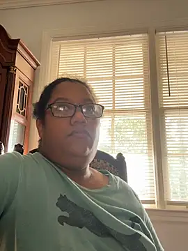 ebonyred online show from July 21, 2026, 12:28 pm