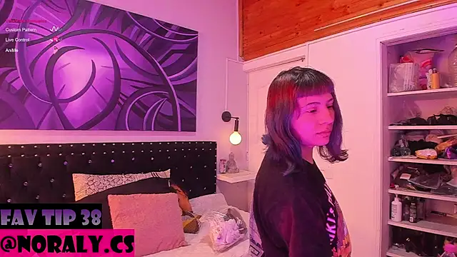 hey noraly online show from June 25, 2026, 1:38 pm