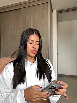 MelissaWaltton online show from November 14, 2025, 6:33 pm