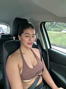 MelissaWaltton online show from October 4, 2025, 5:03 pm