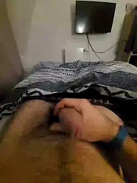 doudoucharlyc4 online show from January 10, 2025, 12:59 am