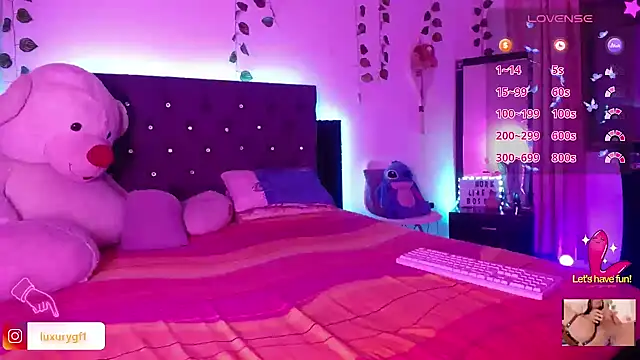 Snapshot of Pocahontaslovex chatting on September 27, 2025, 6:19 am Pocahontaslovex online show from September 27, 2025, 6:19 am