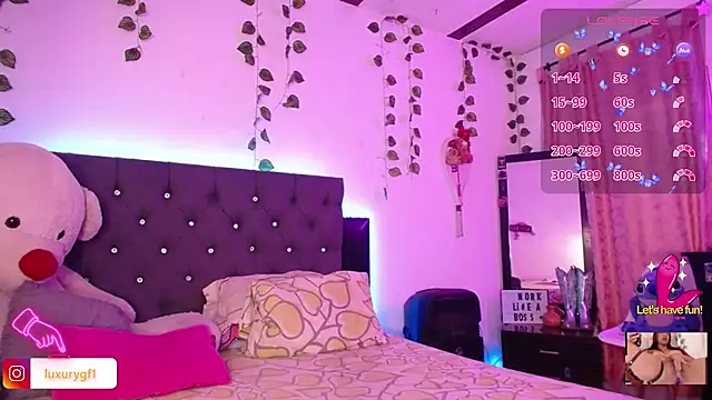 Snapshot of Pocahontaslovex chatting on October 21, 2025, 12:48 pm Pocahontaslovex online show from October 21, 2025, 12:48 pm