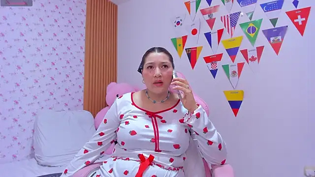 Soyqueen online show from July 11, 2026, 2:34 am