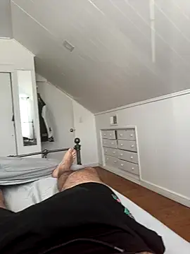 bwcalexander online show from December 15, 2025, 2:34 pm