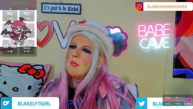 Blakelytgirl online show from April 22, 2026, 8:43 am