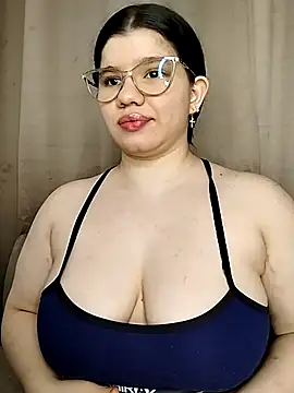 Danzel1105 online show from September 10, 2025, 9:36 pm