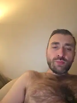 Snapshot of TIGERRR86 chatting on January 5, 2026, 10:13 pm TIGERRR86 online show from January 5, 2026, 10:13 pm