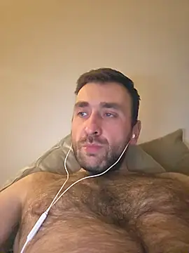 Snapshot of TIGERRR86 chatting on February 18, 2026, 9:11 pm TIGERRR86 online show from February 18, 2026, 9:11 pm