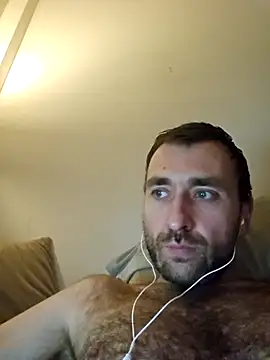 Snapshot of TIGERRR86 chatting on November 11, 2025, 4:13 pm TIGERRR86 online show from November 11, 2025, 4:13 pm