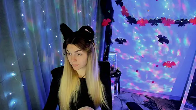 Sweet me  online show from November 1, 2025, 7:02 am