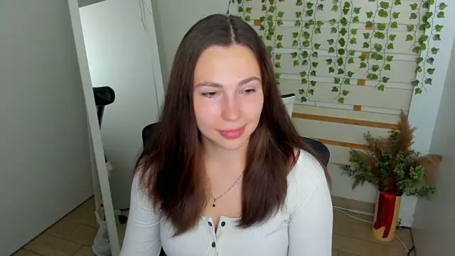 Lexy flower online show from September 28, 2025, 12:45 pm