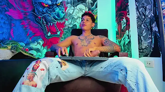 Maxi Gray online show from September 11, 2025, 5:40 am