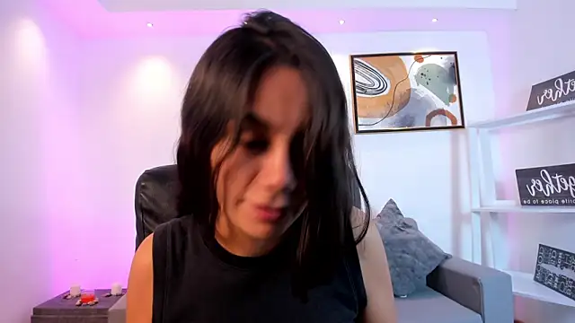 Snapshot of martina_mancini chatting on July 14, 2026, 12:22 pm martina mancini online show from July 14, 2026, 12:22 pm