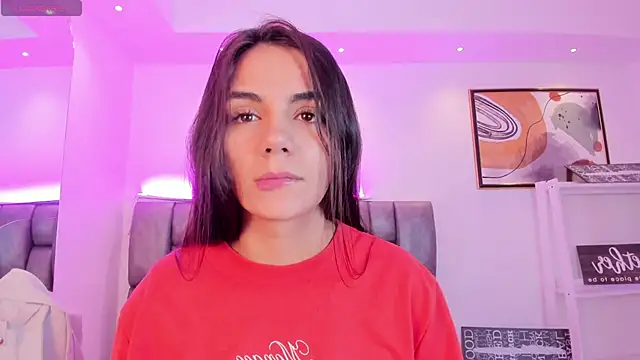 martina mancini online show from October 4, 2025, 2:40 pm