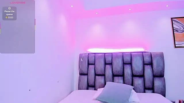 martina mancini online show from February 11, 2026, 12:16 pm