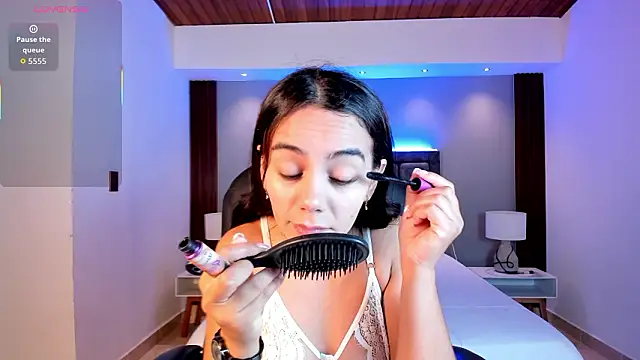 martina mancini online show from March 9, 2026, 11:25 am