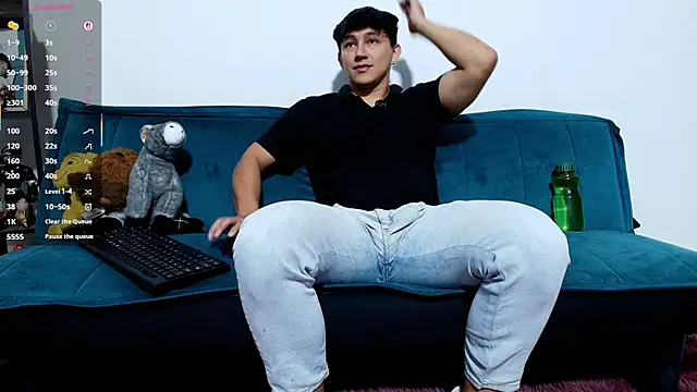 Snapshot of jacques_cardiet chatting on February 9, 2026, 11:41 am jacques cardiet online show from February 9, 2026, 11:41 am