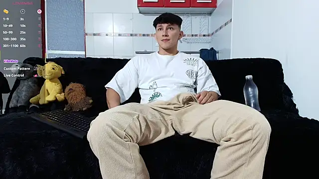 Snapshot of jacques_cardiet chatting on March 20, 2026, 2:29 pm jacques cardiet online show from March 20, 2026, 2:29 pm