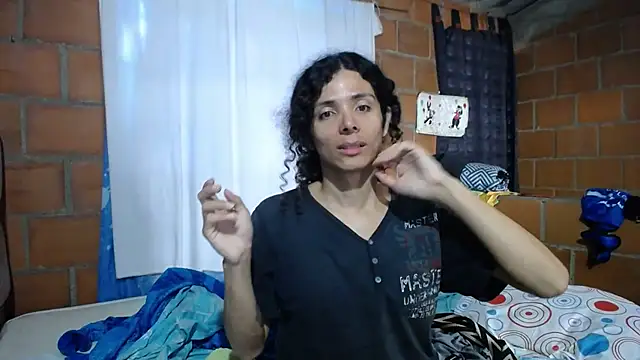 Nadia Monroe online show from September 19, 2025, 1:26 pm