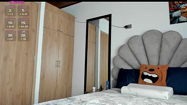 manucute 23  online show from February 21, 2026, 5:04 pm