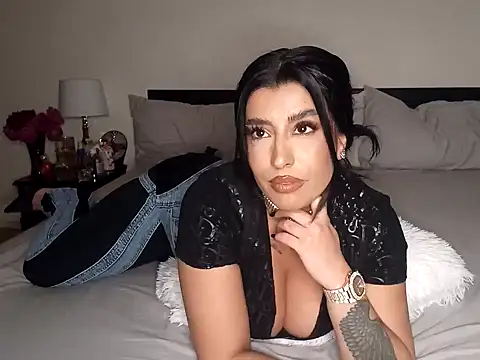 GiseleReine online show from March 18, 2025, 7:44 pm