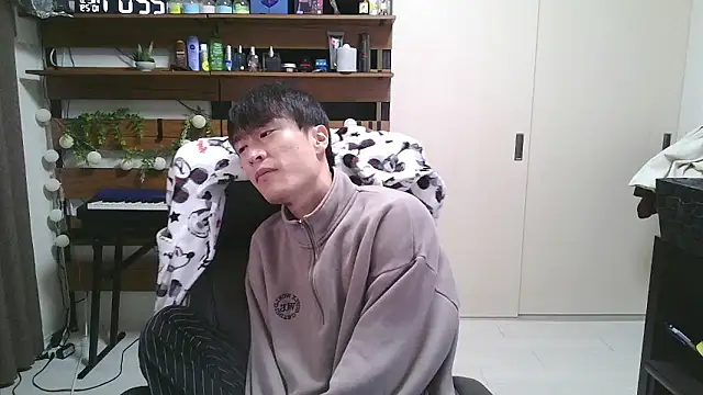 IroManager online show from October 29, 2025, 1:10 pm