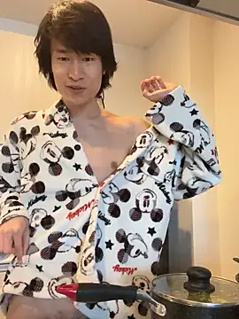 Snapshot of IroManager chatting on April 2, 2026, 7:59 am IroManager online show from April 2, 2026, 7:59 am