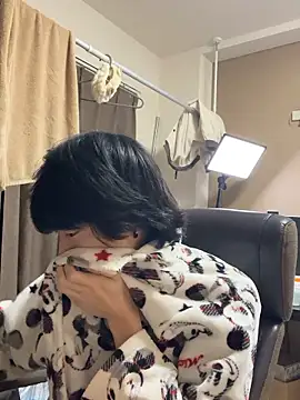 Snapshot of IroManager chatting on April 4, 2026, 10:00 am IroManager online show from April 4, 2026, 10:00 am