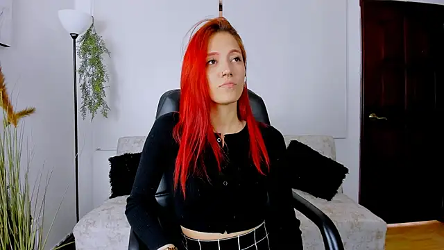 Snapshot of Irina_bx chatting on July 1, 2026, 9:59 pm Irina bx online show from July 1, 2026, 9:59 pm