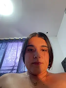 Snapshot of Magic-Smilee chatting on January 27, 2025, 9:11 pm Magic-Smilee online show from January 27, 2025, 9:11 pm