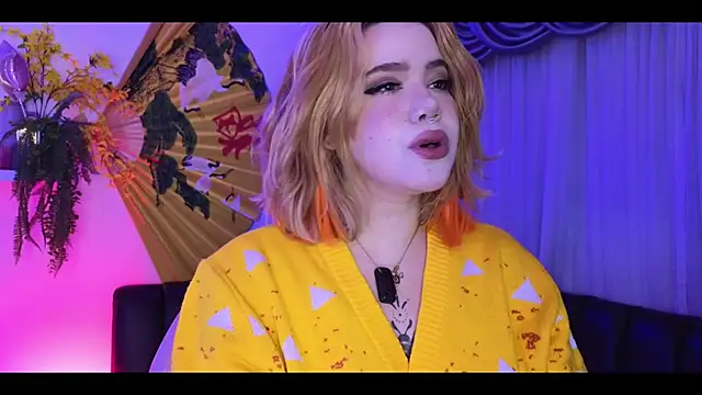 albaismynameX online show from November 15, 2025, 12:09 pm